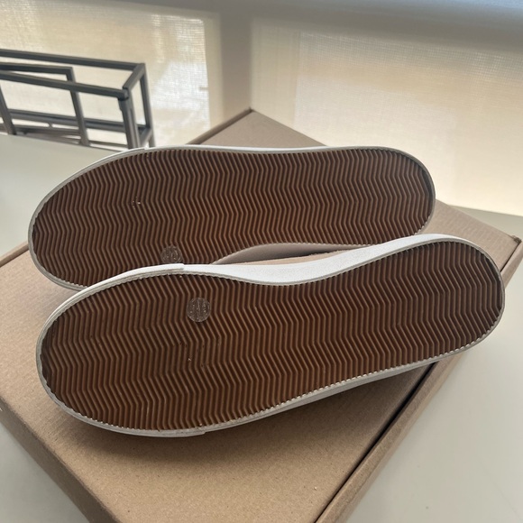 NWOT Lucky Brand Davette Sport Sneaker Sz10 - Picture 7 of 7